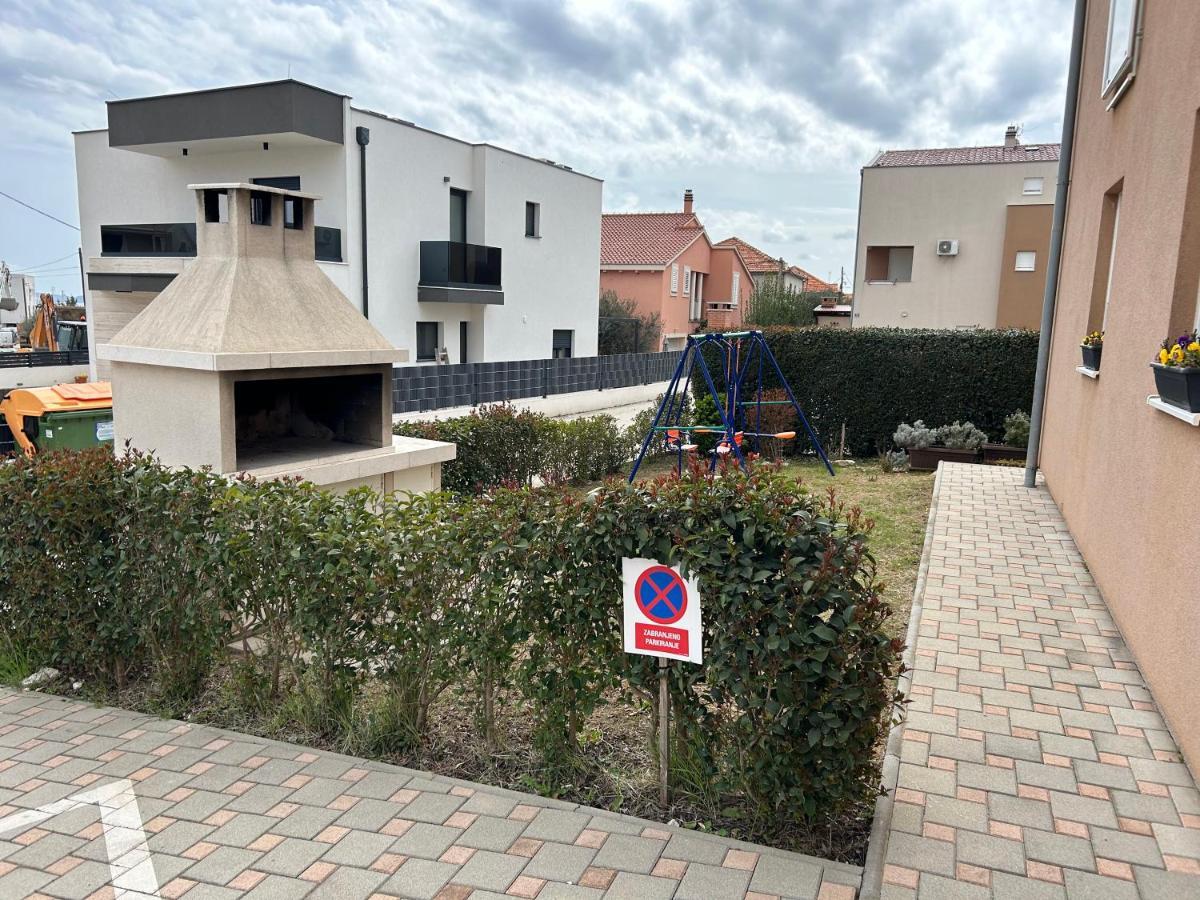 Apartman Tara Lejlighed Zadar Eksteriør billede